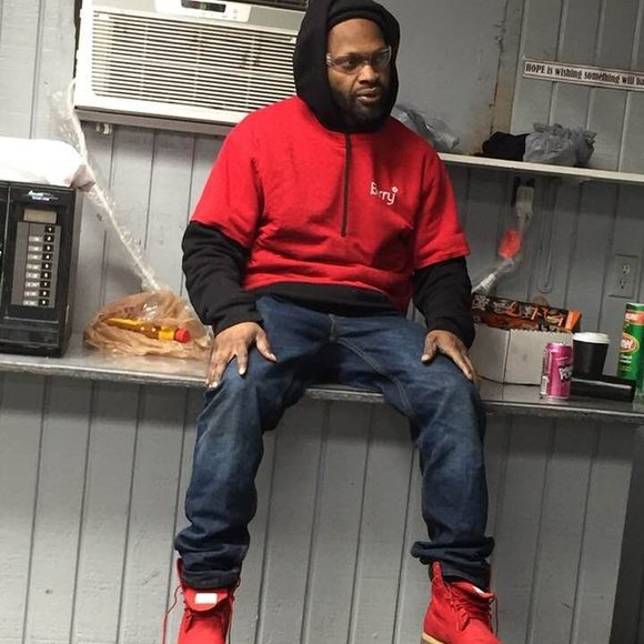 Meet your Posher, James - Picture 1 of 1